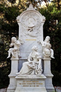 Honorary Tomb of Robert Schumann and Clara Schumann