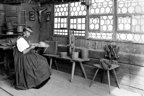 Farmer's wife weaves c. 1930
