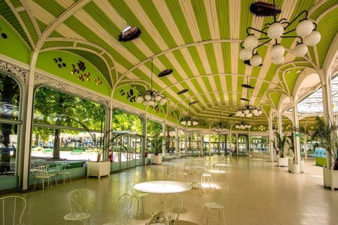 Vichy spa Halle des Sources