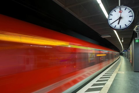 Train coming in at the platform