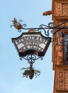 Resaturant Maison des Tetes sign in Colmar
