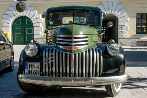 Oldtimer CHEVROLET 3100 Pickup Truck