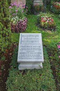 Grave of Margot Hielscher