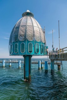 Diving gondola