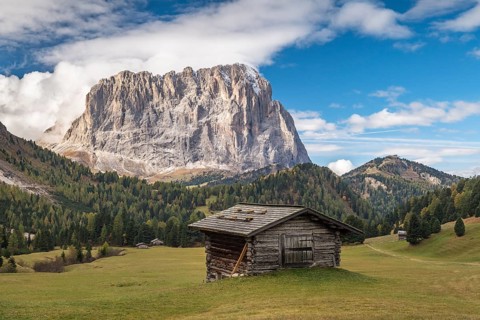 Hut at Grodner Joch