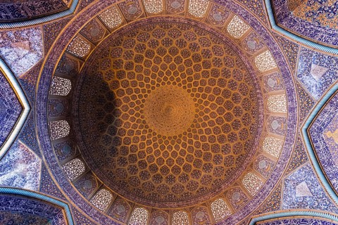 Inside Masjed-e Sheikh Lotfollah or Sheikh Lotfollah Mosque