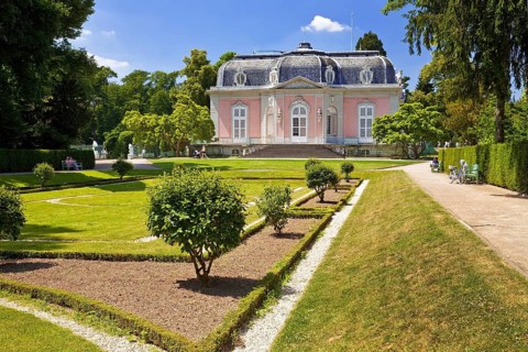 Castle Benrath with park