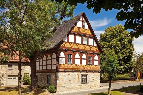 Storage building