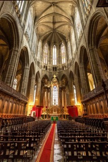 Interior of Saint-Just-et-Saint-Pasteur Cathedral in Narbonne