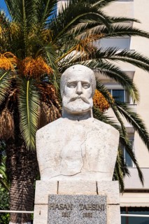 Bust of Hasan Tahsini