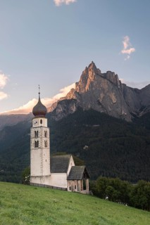 Church St. Valentin vorm Schlern