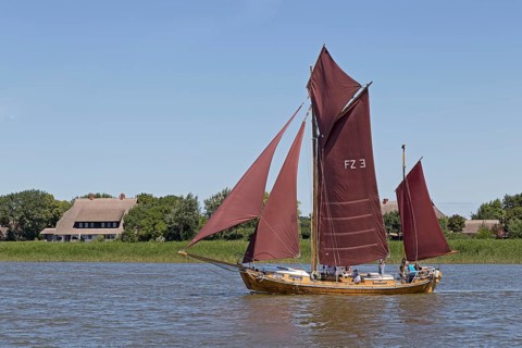 Zeesboot on Saaler Bodden