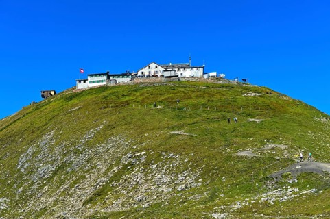 Mountain lodge Faulhorn on the Faulhorn summit
