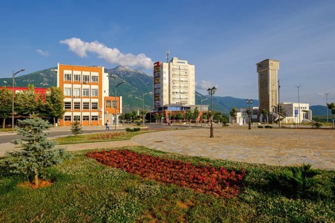 Sheshi Skenderbej and Historical Museum