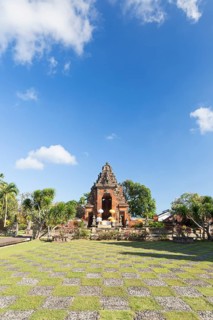 Pemedal Agung gate