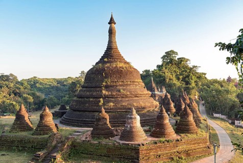 Yadanabon Pagoda