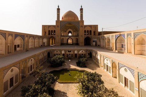 Masjed-e Agha Borzog