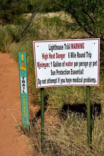 Warning sign at the Lighthouse Trail