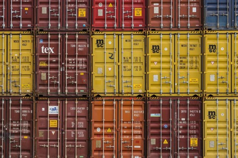 Stacked containers
