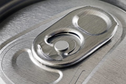 Ring pull on a drinks can