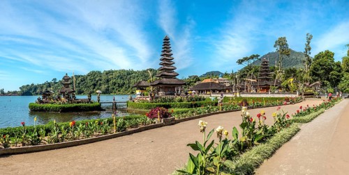 Pura Ulun Danu Bratan Buddhist water temple with flowers