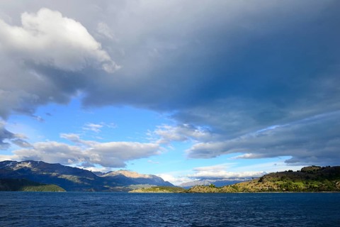 Clouds and sun over Lake Lago General Carrera