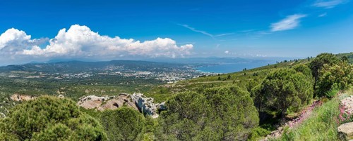On the Route des Cretes Cassis