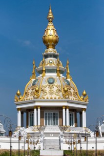Maha Rattana Chedi of Wat Thung Setthi