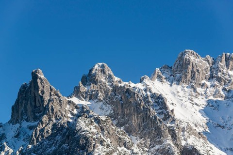 Viererspitze and Western Karwendelspitze in winter