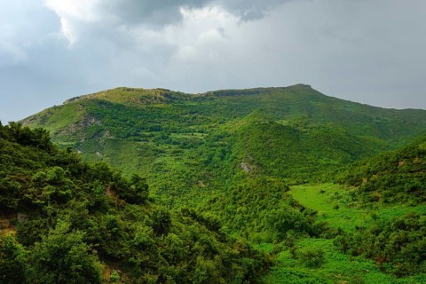 Mountain with the ancient city Amantia