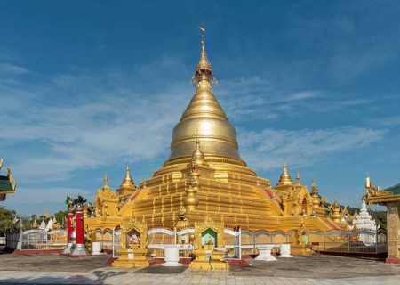 Gilded stupa of Kuthodaw Pagoda