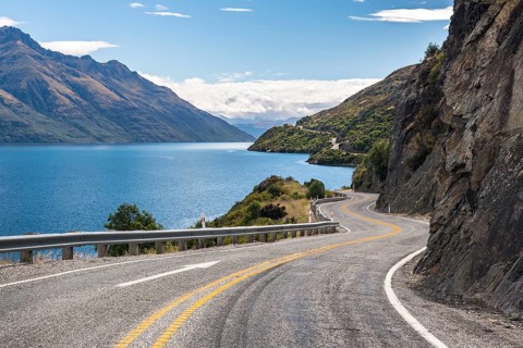 Curvy road to Queenstown on Lake Wakatipu
