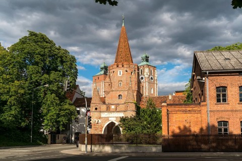 Landmark Kreuztor and Liebfrauenmunster