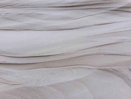 Sand structure caused by wind and rain