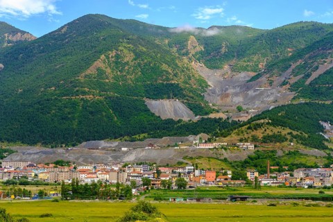 Chrome Mine