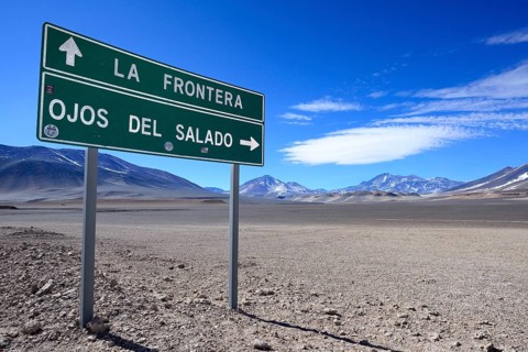 Guide to the border with Argentina and the volcano Ojos del Salado