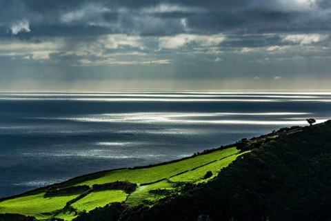 Atmospheric light over the sea