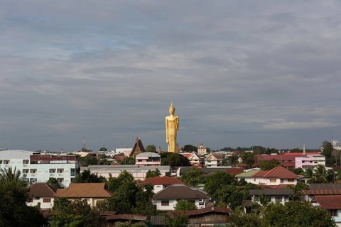 60m high gilded Buddha statue Luang Phaw Dto in Wat Burapha Phiram