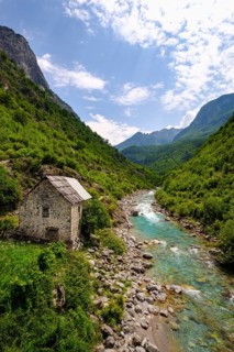 River Cem i Vuklit