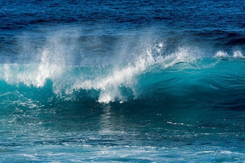 Surf in the Pacific Ocean