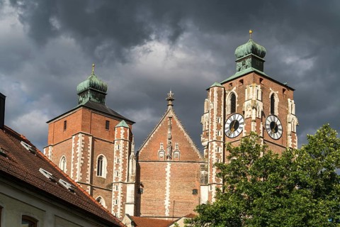 Munster To the beautiful of our dear woman or Liebfrauenmunster