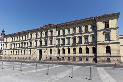 Regional Court and Constitutional Court of the Free State of Saxony