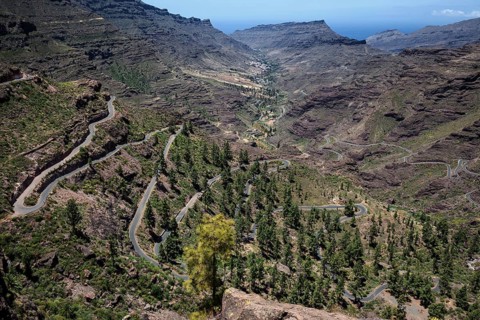 View on serpentine road GC605 and Barranco de Mogan