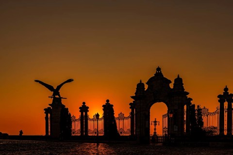Sunrise with statue of the mythical Hungarian eagle