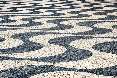 Black and white undulating plaster motif
