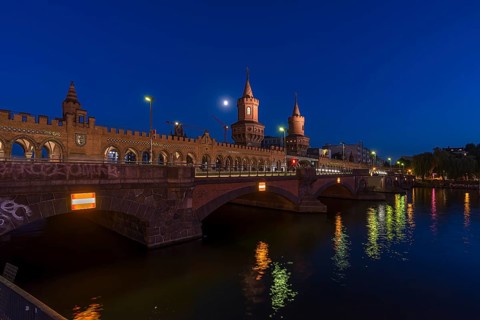 Oberbaum bridge over the Spree in the evening light