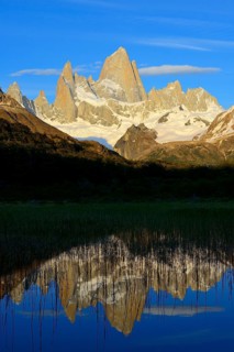 Cerro Fitz Roy in the morning light is reflected in Lago de Los Tres