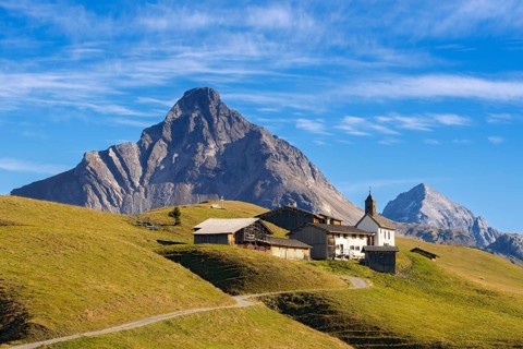 Walser settlement Burstegg with listed Catholic church of Expositurkirche