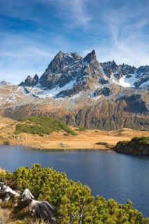 Long lake at the Silbertaler Winterjochle
