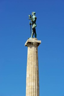 Victor Monument